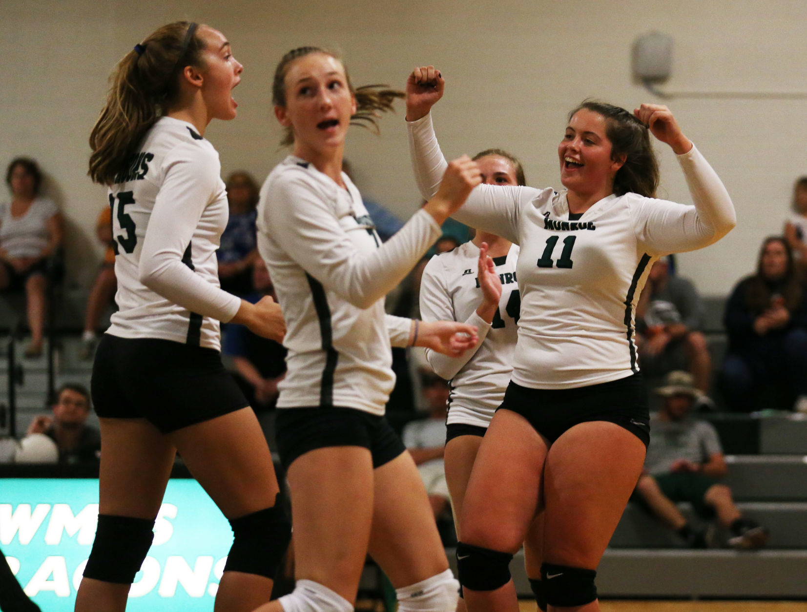 20190904_cdp_news_PrepVolley404.JPG